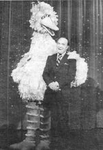 Watch Bob Hope\'s World of Comedy (TV Special 1976) Vumoo